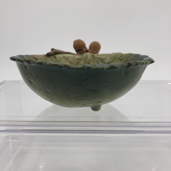 Takahashi San Francisco Porcelain Hand Painted Bowl Oak Leaves Acorns Green 6" - Picture 3 of 12